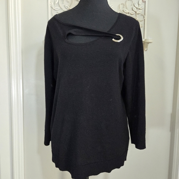⭐️Cable & GageBlack Long Sleeve Sweater with Cutout Detail Size L - Picture 1 of 5